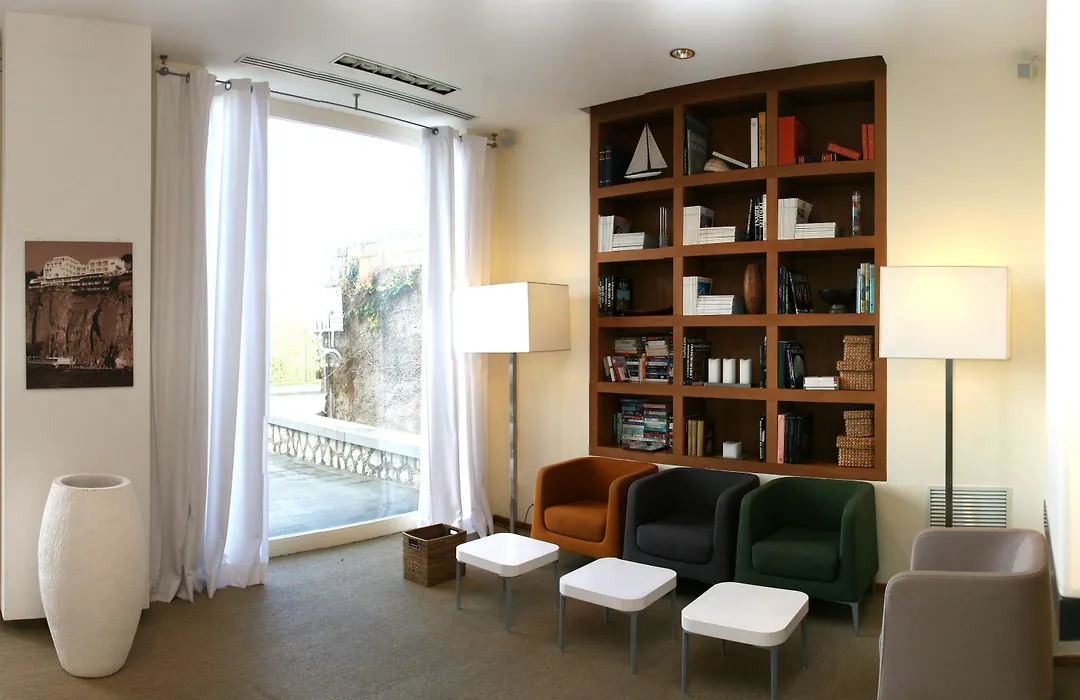 Rota Suites-1