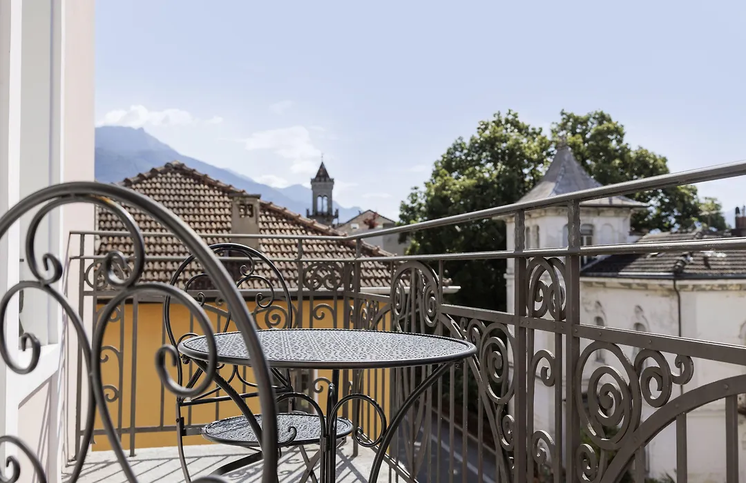 Hotel Alexandra-1