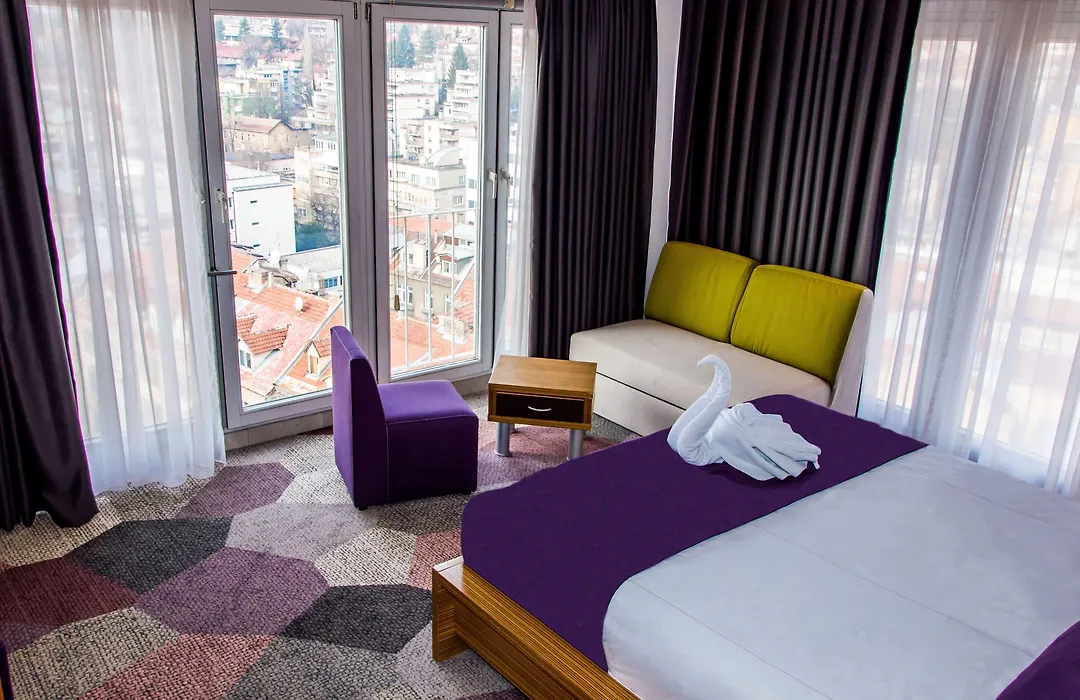 Hotel City View Deluxe-1