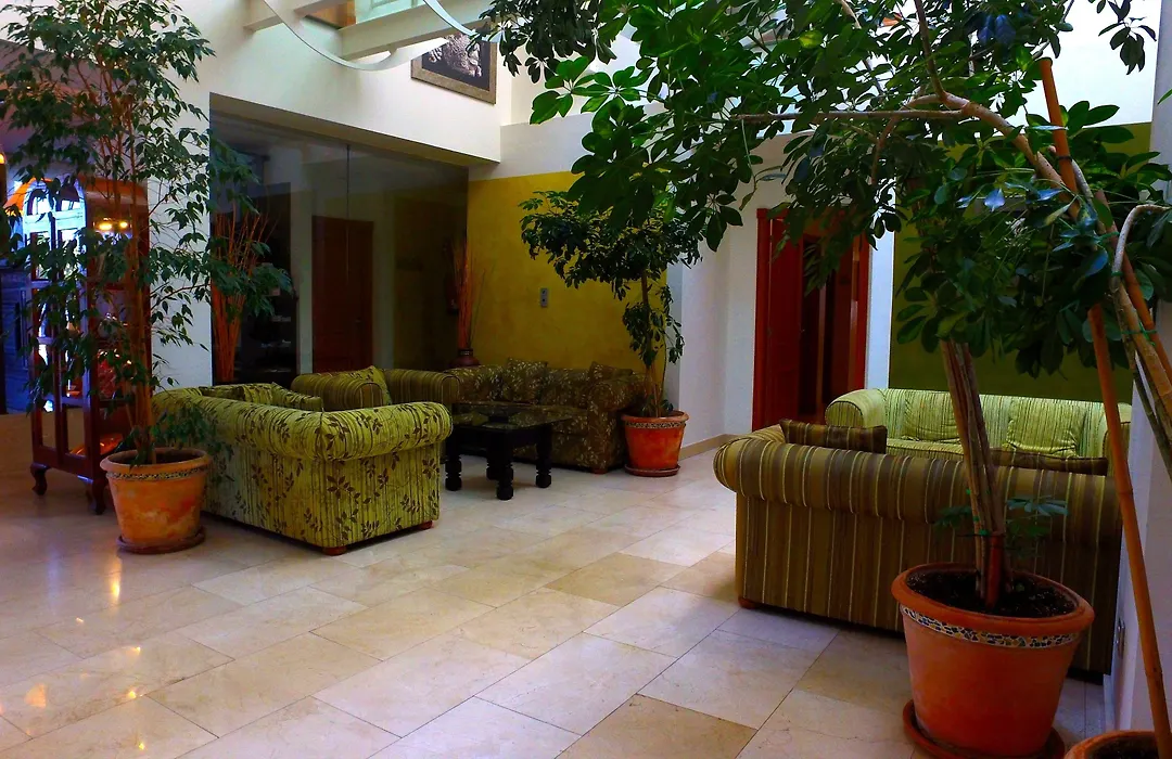 Hotel Torres De Somo-1