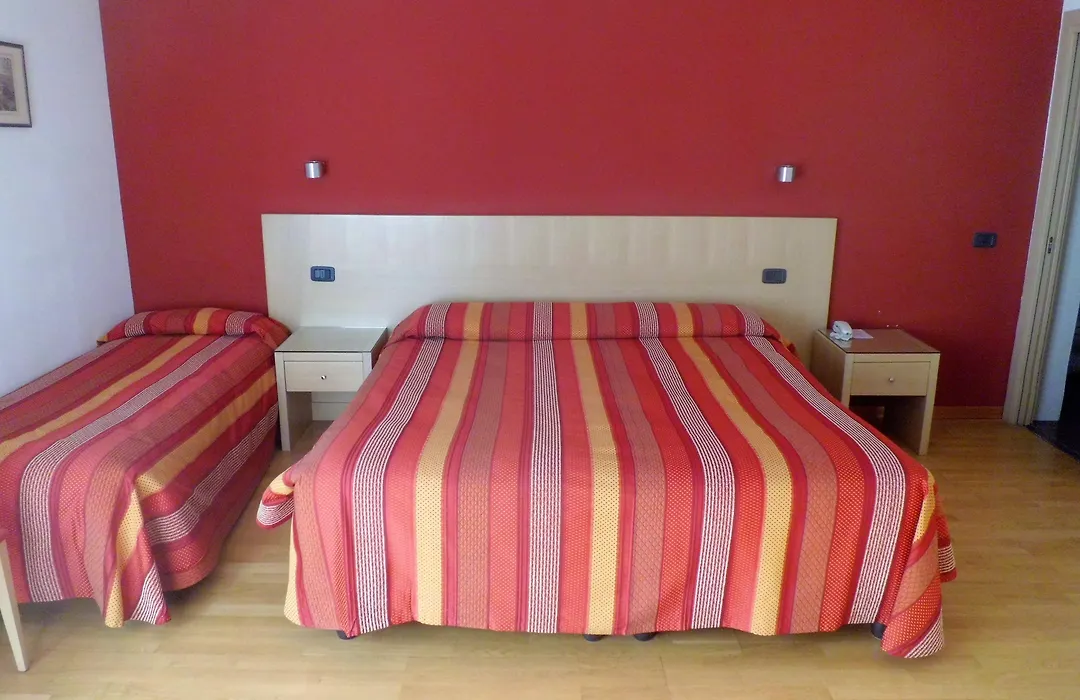 Hotel Oasi Wellness & Spa-1