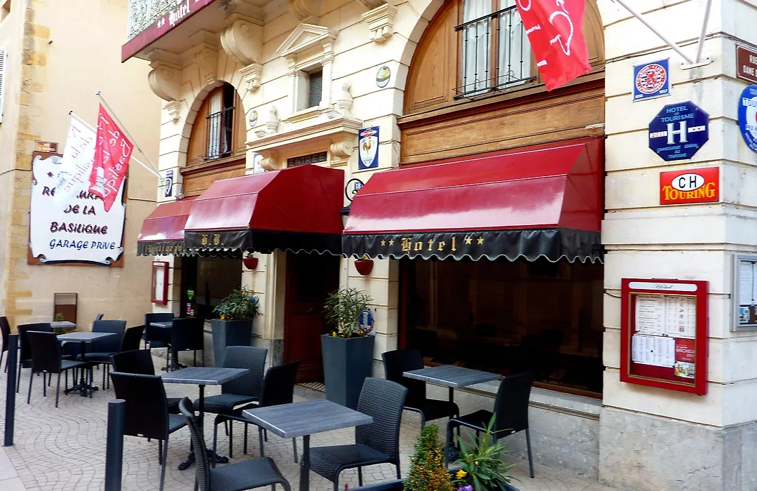 Hotel De La Basilique-1