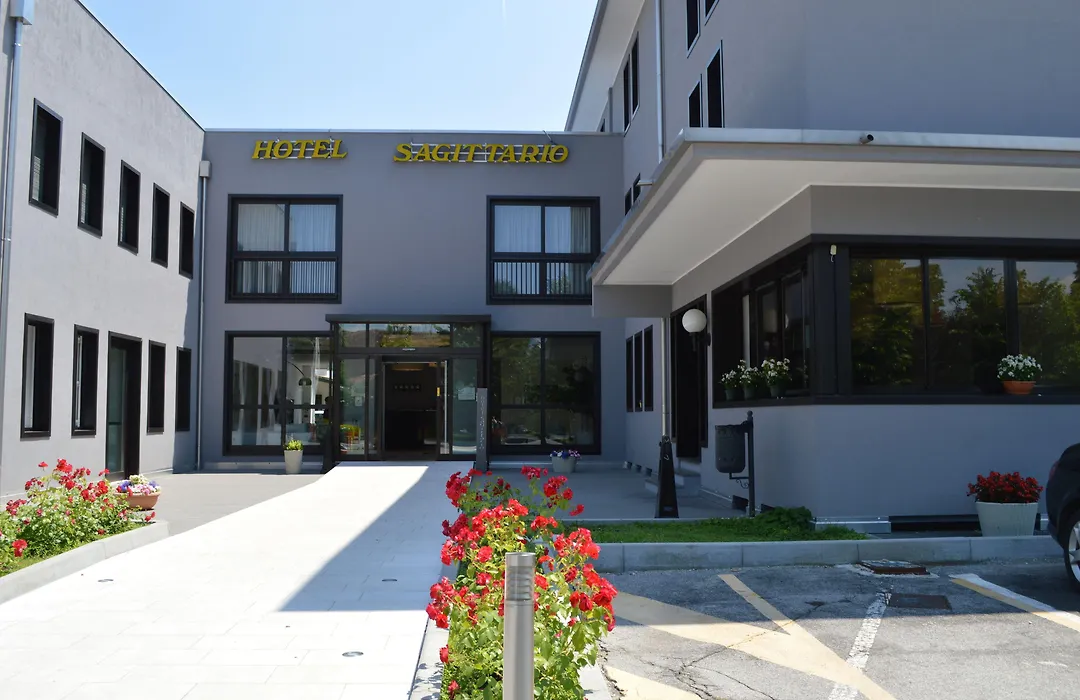 Hotel Sagittario-1
