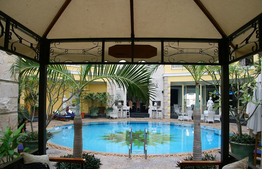 Four Seasons Place Pattaya-1