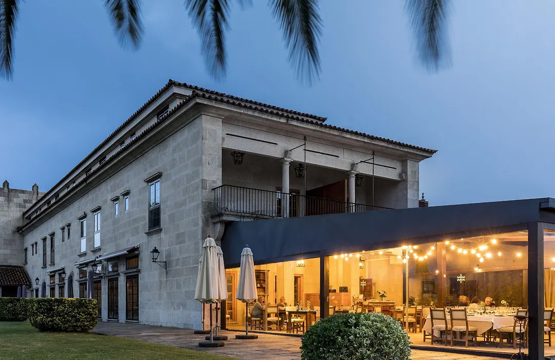 Parador De Tui-1