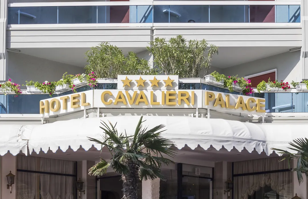 Hotel Cavalieri Palace & Suites-1