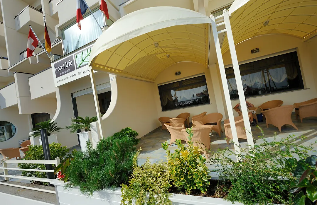Hotel Life - Natural Style Rimini-1