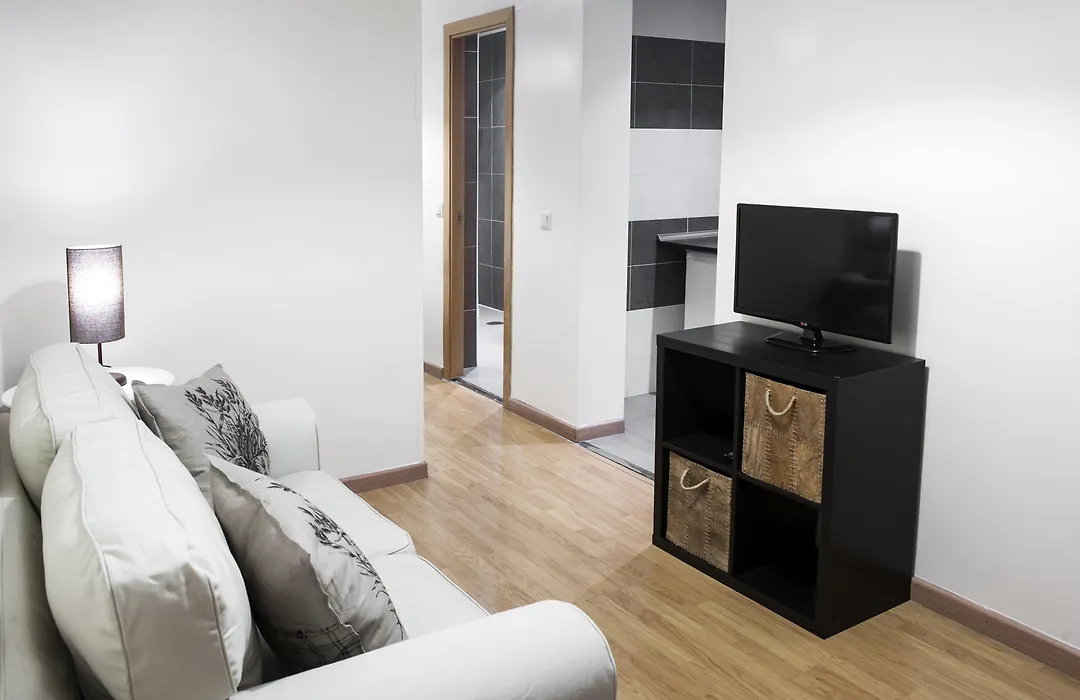 Thc Gran Via Hostel-1