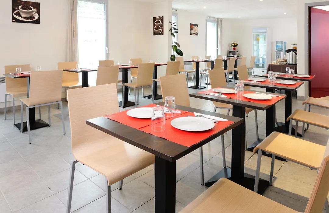 Sejours & Affaires Rennes Villa Camilla-1