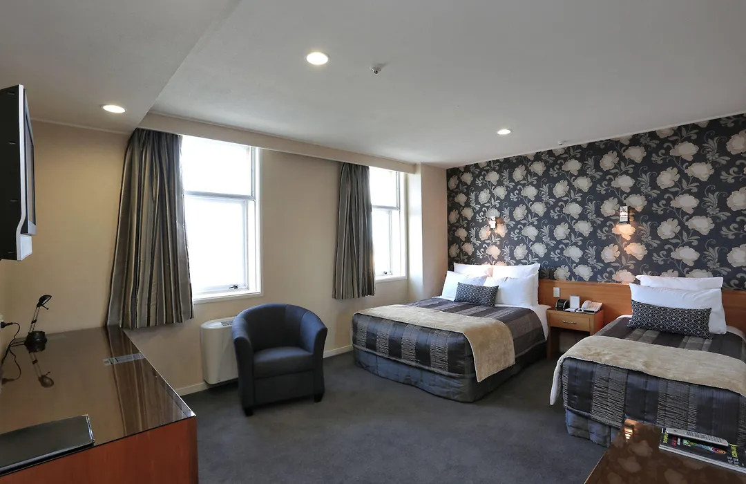 Kelvin Hotel-1