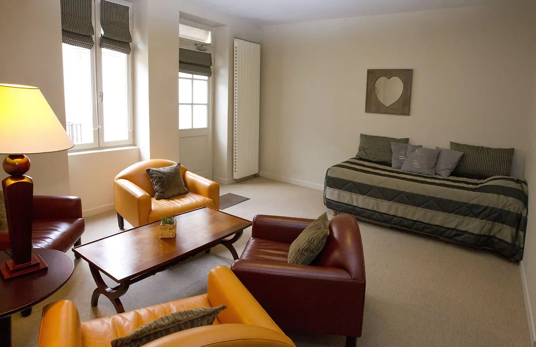 Alfred Hotels Beaune La Madeleine-1