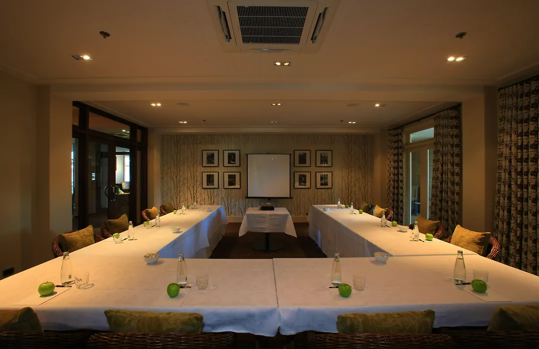 Distinction Te Anau Hotel & Villas-1