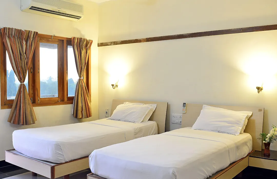 Green Coconut Resort-1