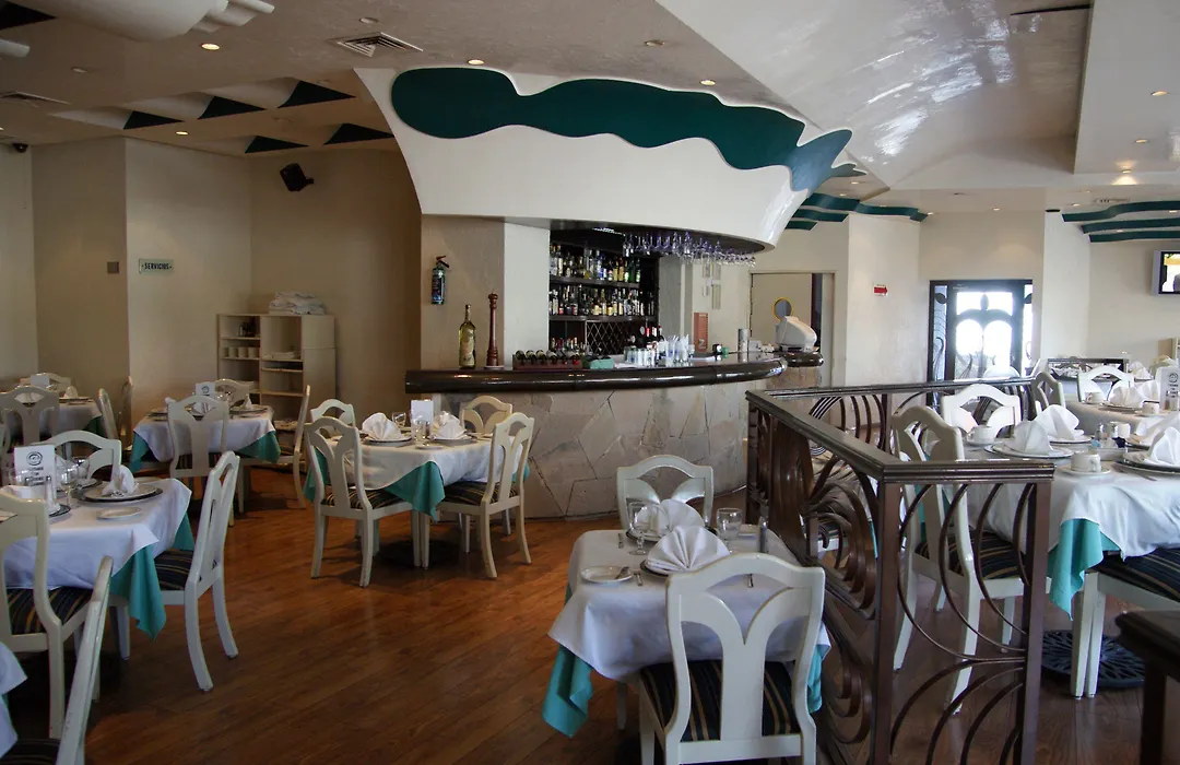 Porto Novo Hotel & Suites-1