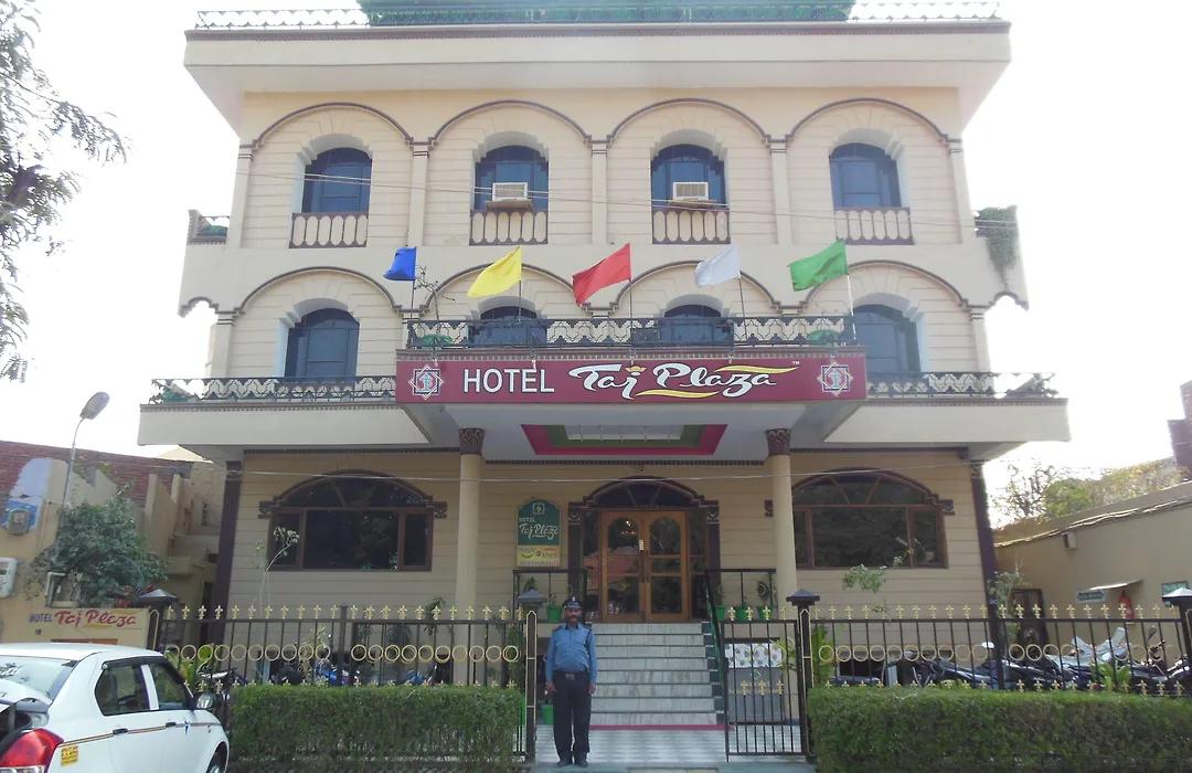 Hotel Taj Plaza, Just A 5-Minute Walk From The Taj Mahal 600 Meters-1