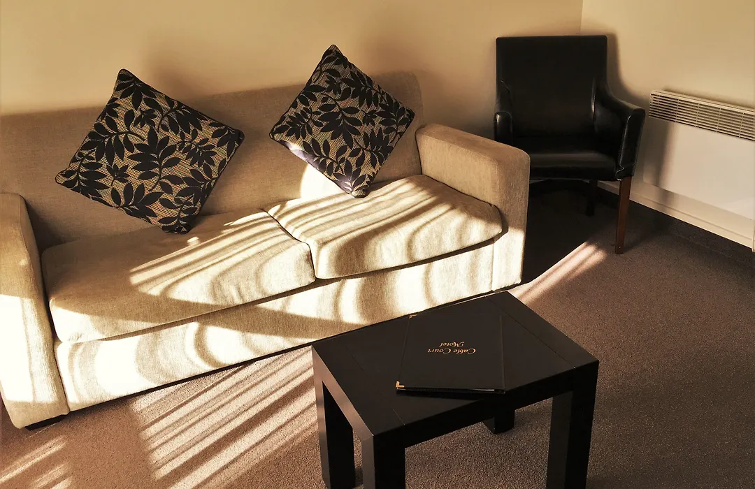 Cable Court Motel-1