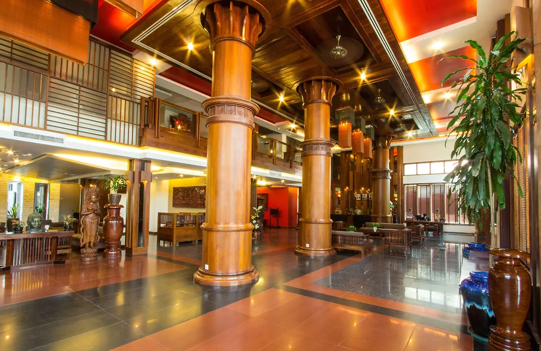 Royal Empire Hotel-1