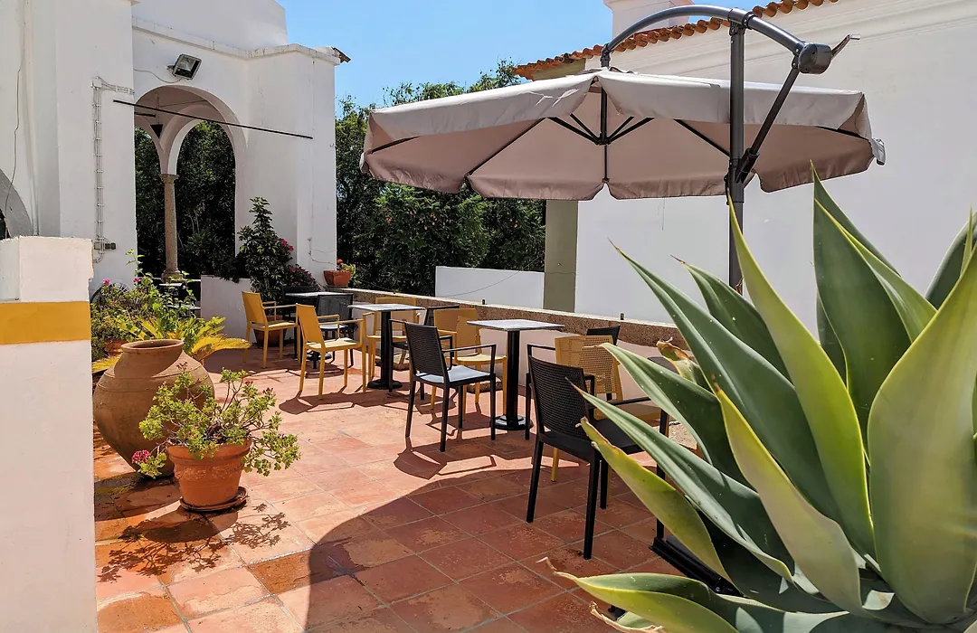 Hotel Solar De Monfalim-1