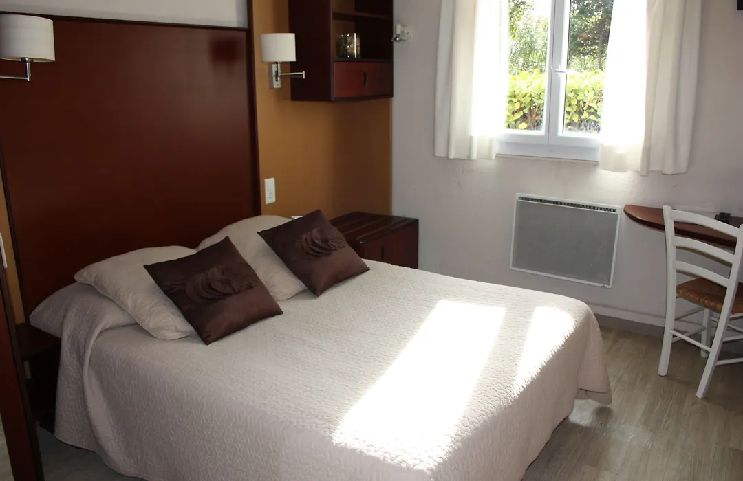 Hotel Le Chalet Fleuri-1