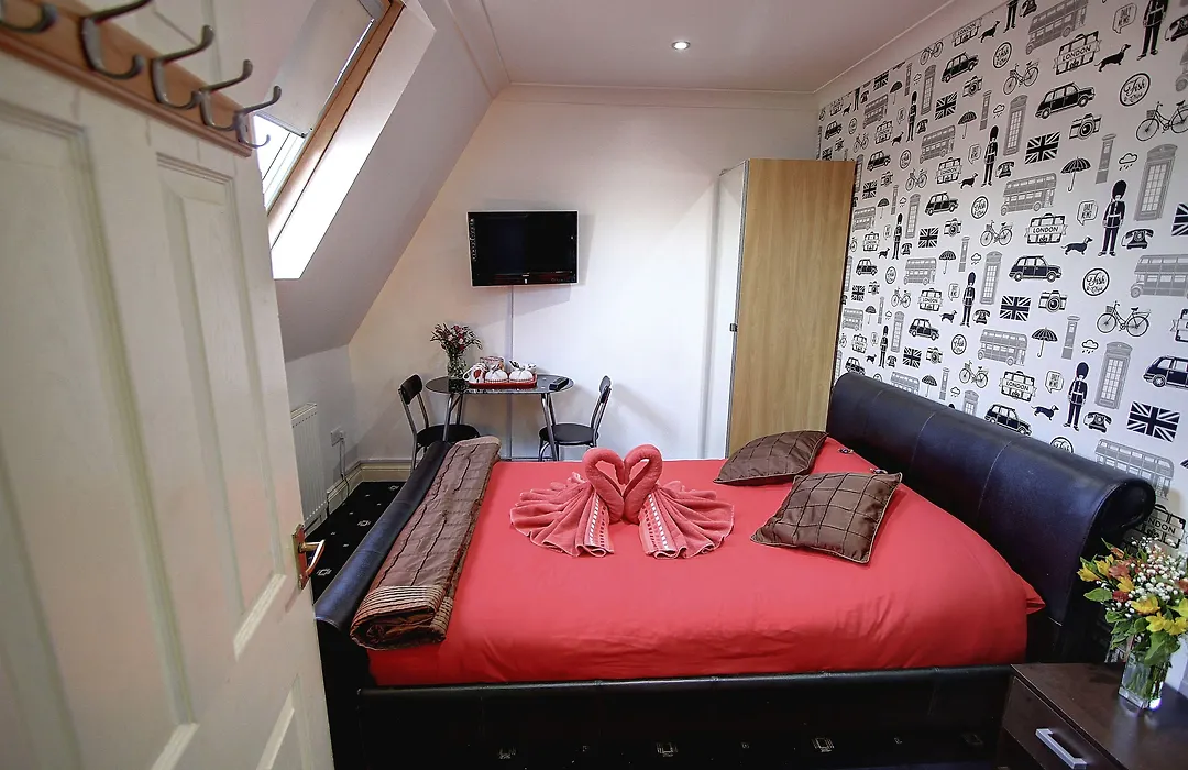 Beaconsfield Hotel-1