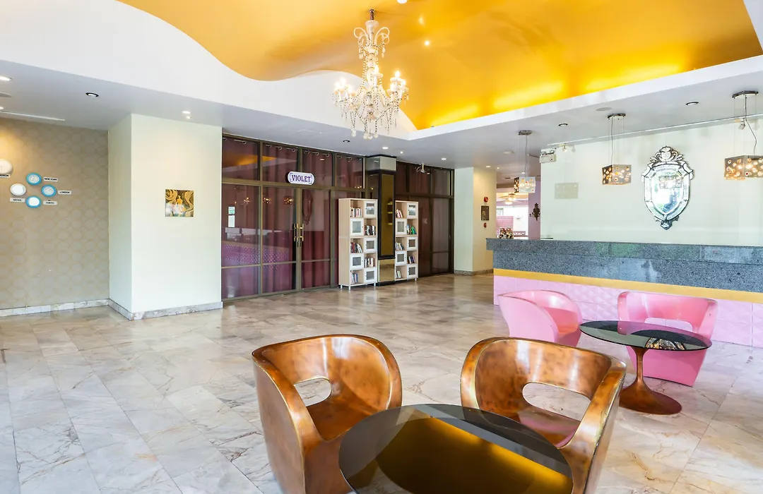 Bella Villa Metro-1