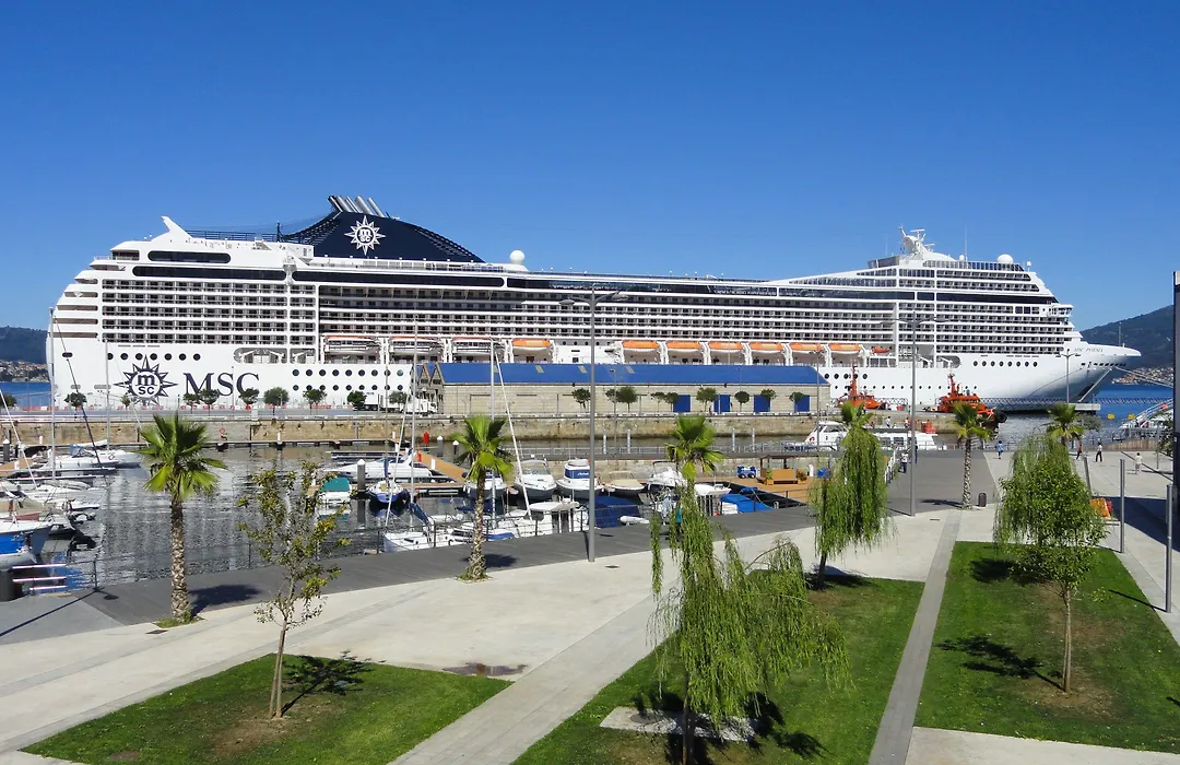 Hotel Compostela Vigo-1