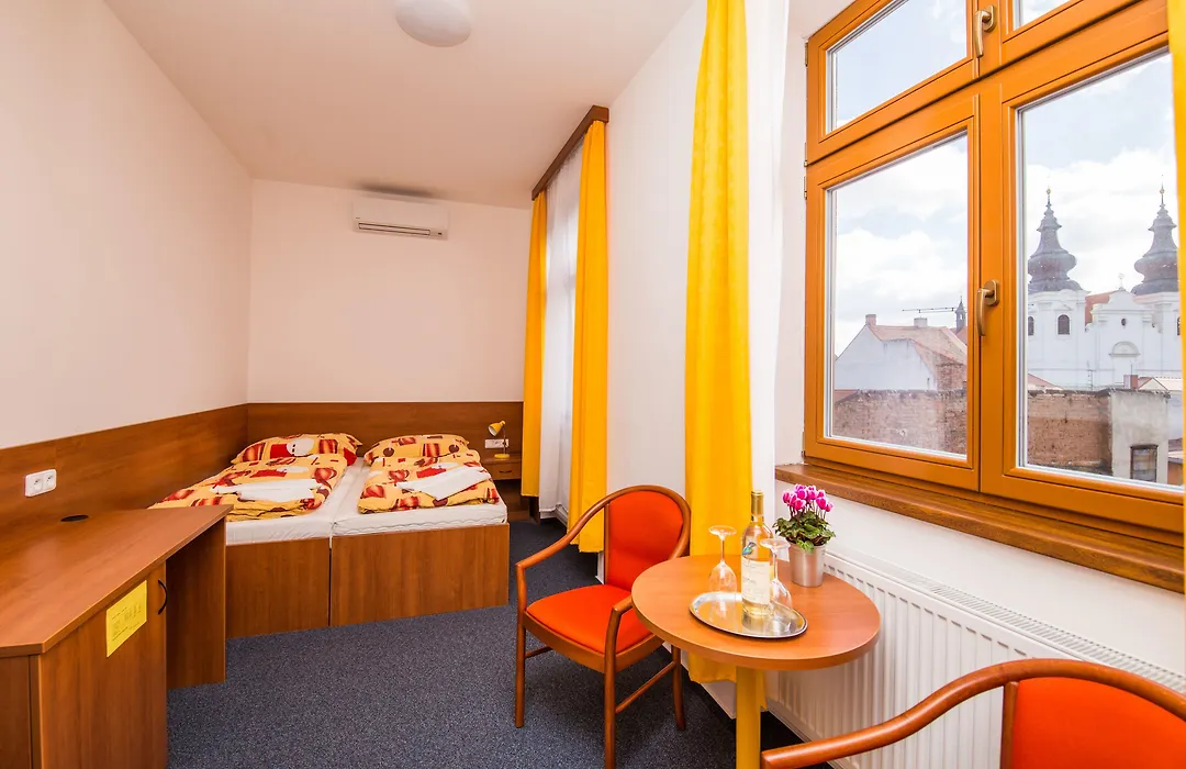 Hotel Morava-1