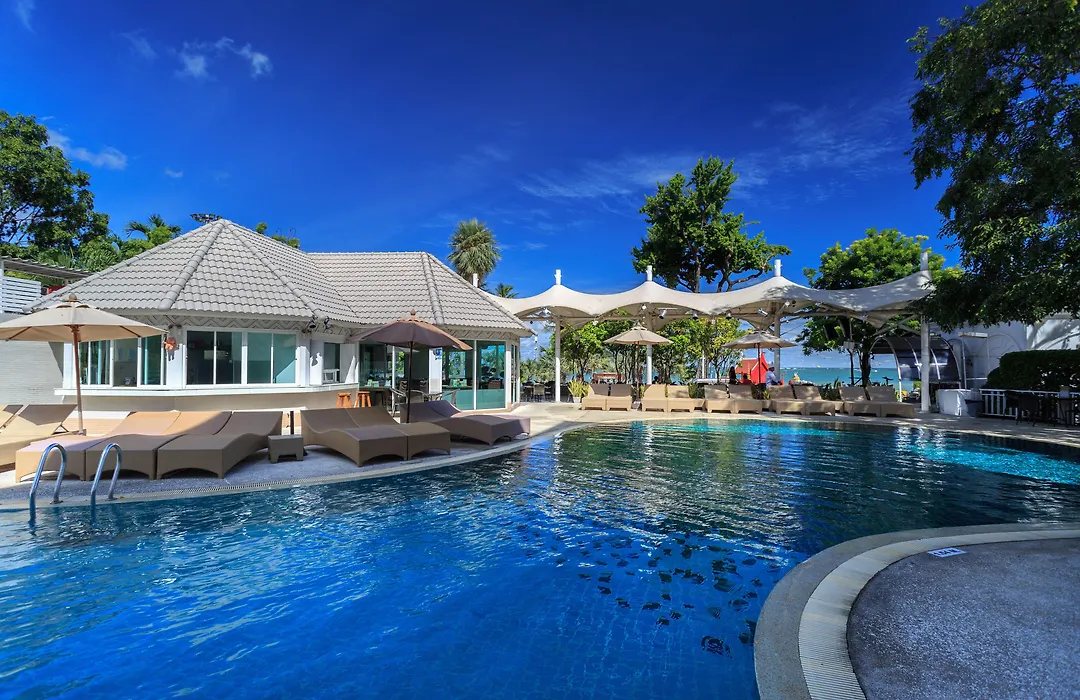 Pattaya Discovery Beach Hotel-1