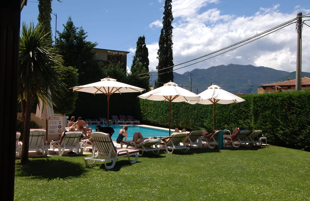 Hotel Diana-1