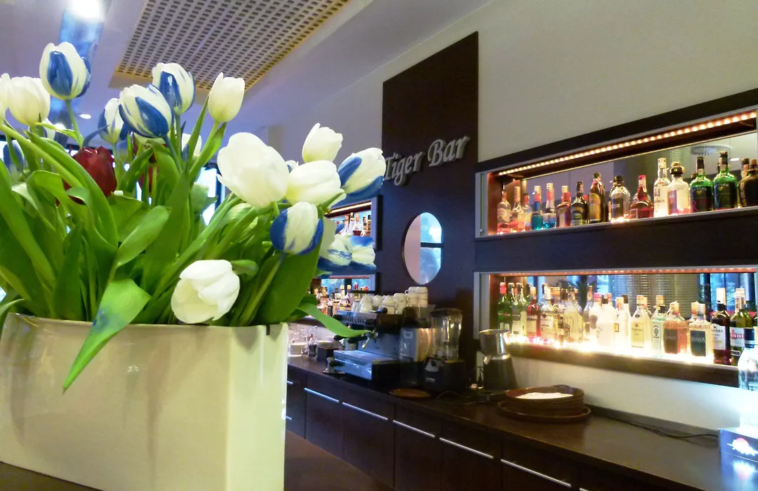 City Hotel-1