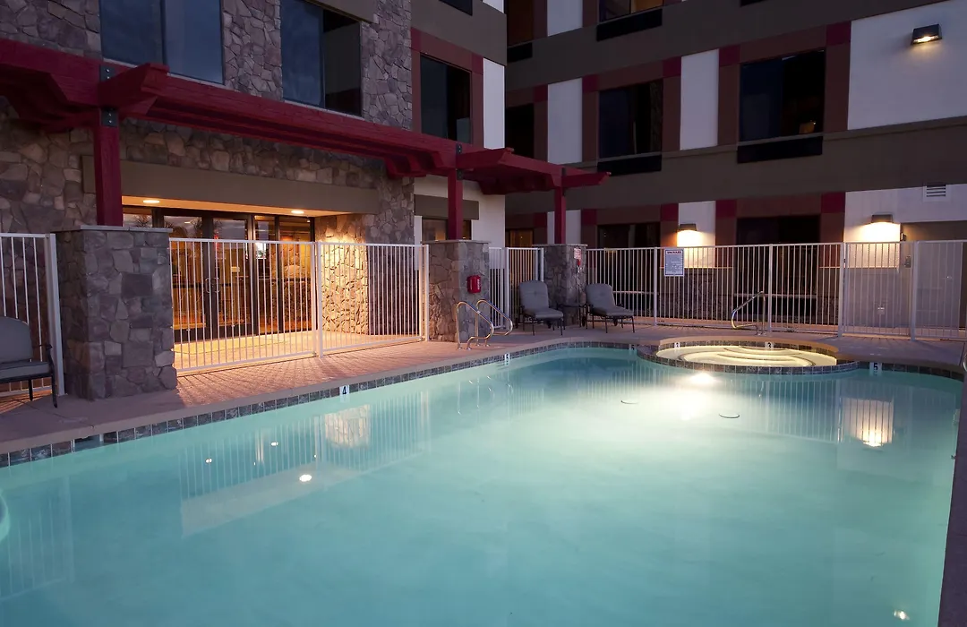 Spark By Hilton Phoenix East Mesa-1
