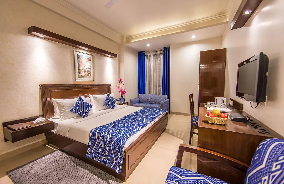Rockland Hotel, C.R Park-1