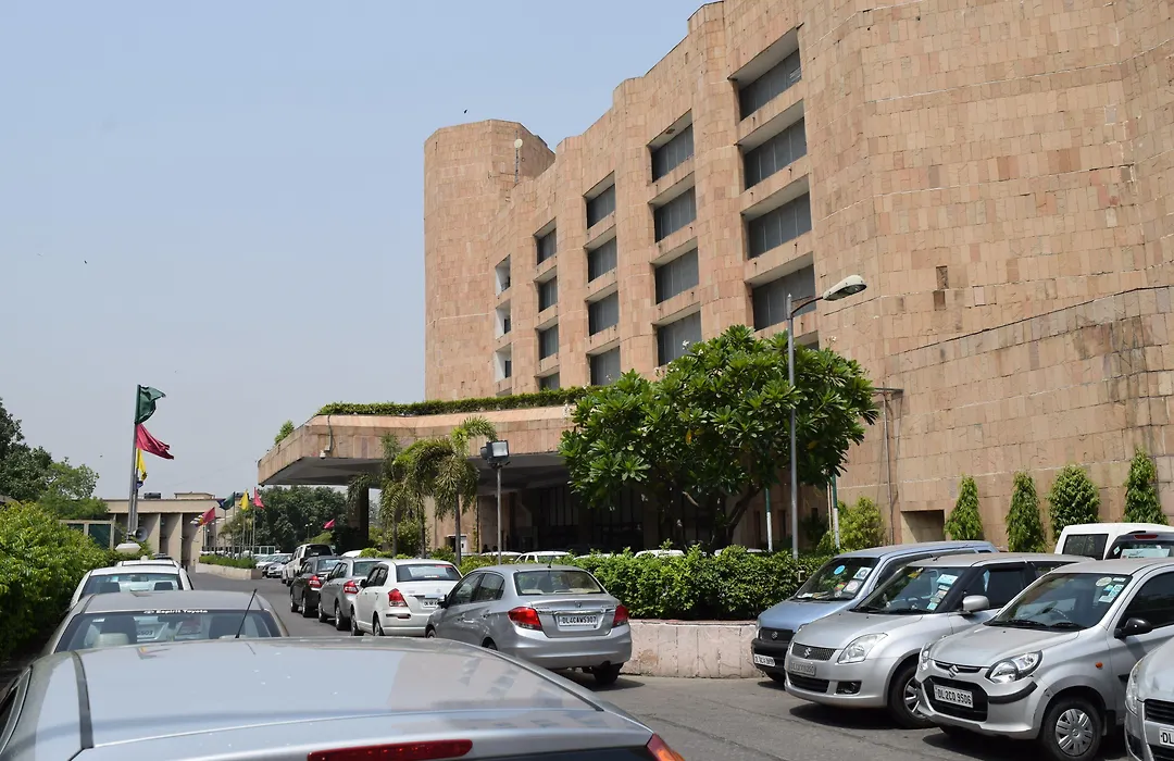 Hotel Samrat, New Delhi-1