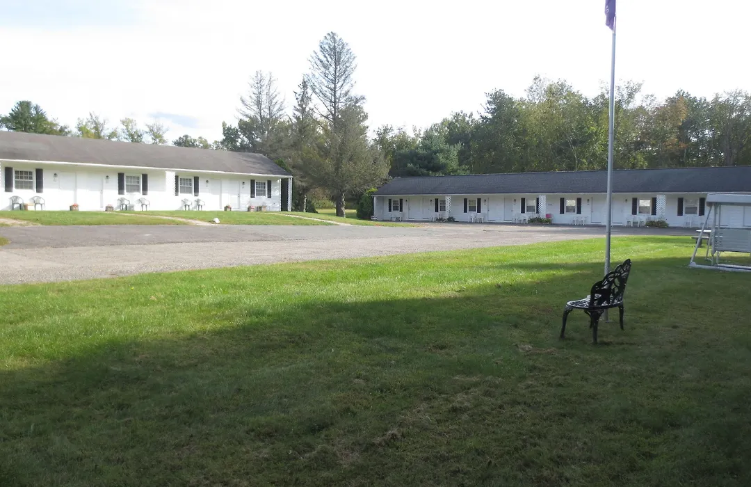 Villager Motel-1