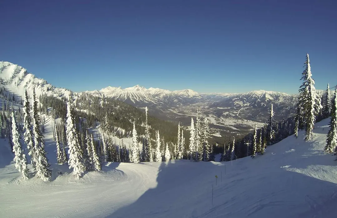 Fernie Slopeside Lodge-1
