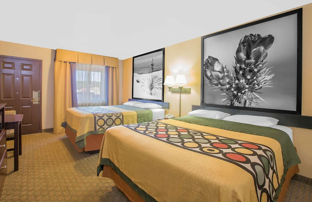 Super 8 By Wyndham Idabel-1