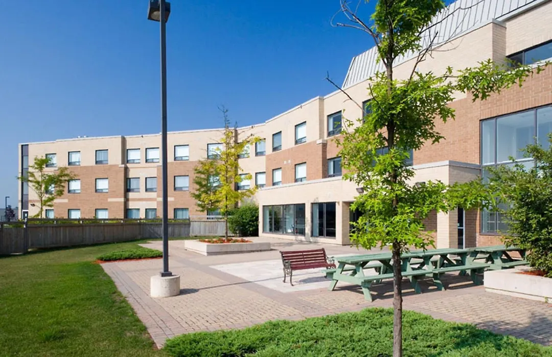 Residence & Conference Centre - King City-1