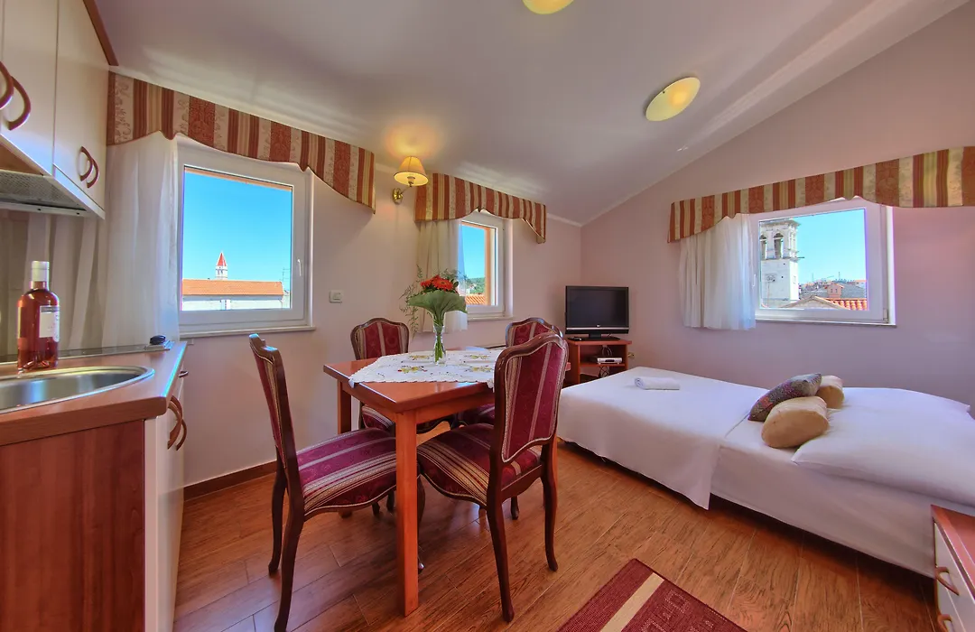 Hotel Trogir-1