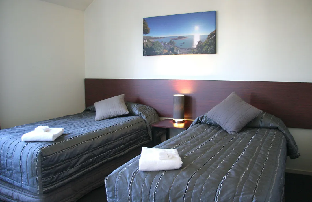 Sherborne Motor Lodge-1