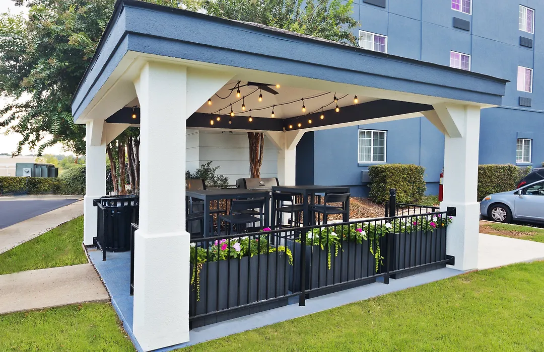 Candlewood Suites Eastchase Park By Ihg-1
