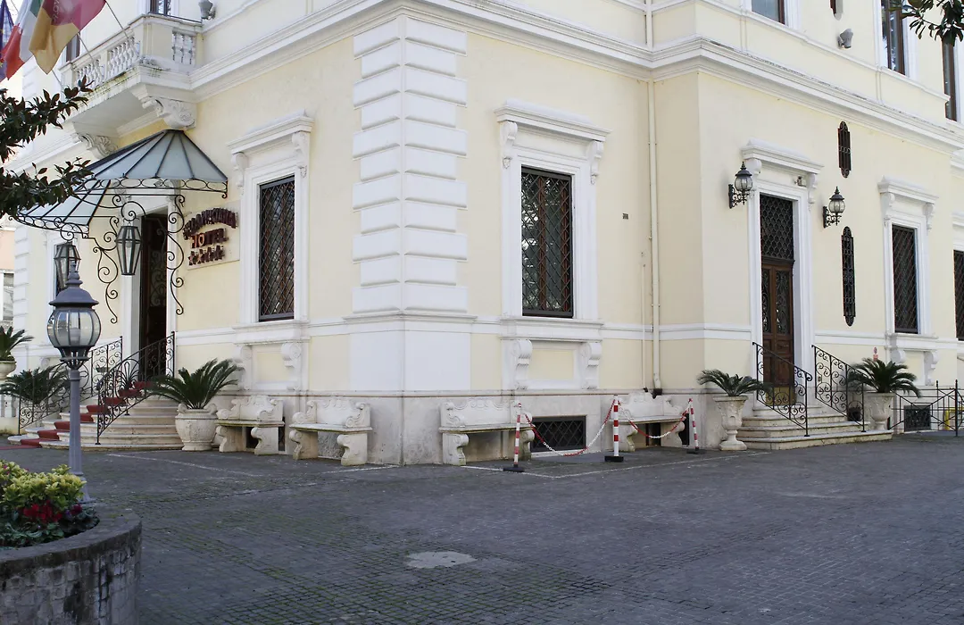 Hotel Villa Pinciana-1