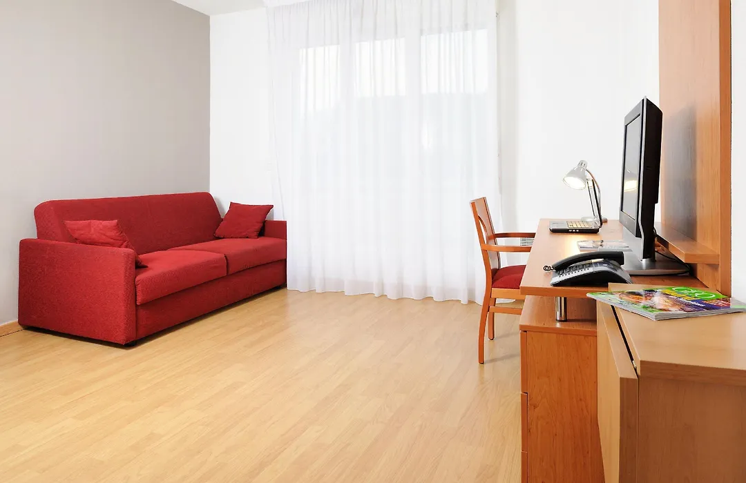 Séjours&Affaires Paris-Nanterre-1
