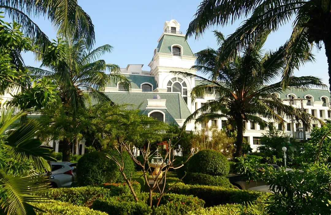 The Camelot Hotel Pattaya-1