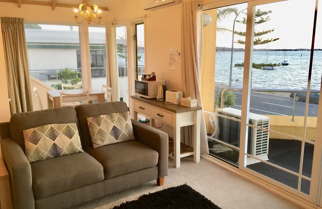 Bucklands Beach Waterfront Motel-1