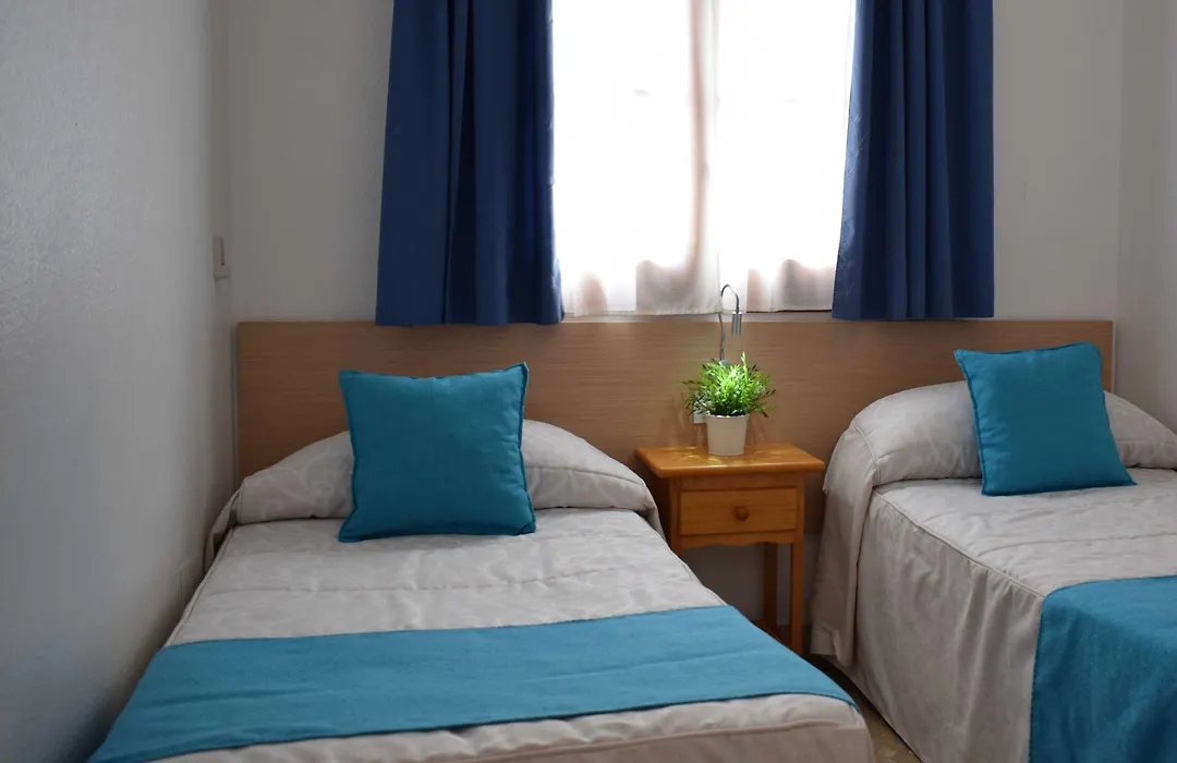 Hostal Juan De Austria II-1