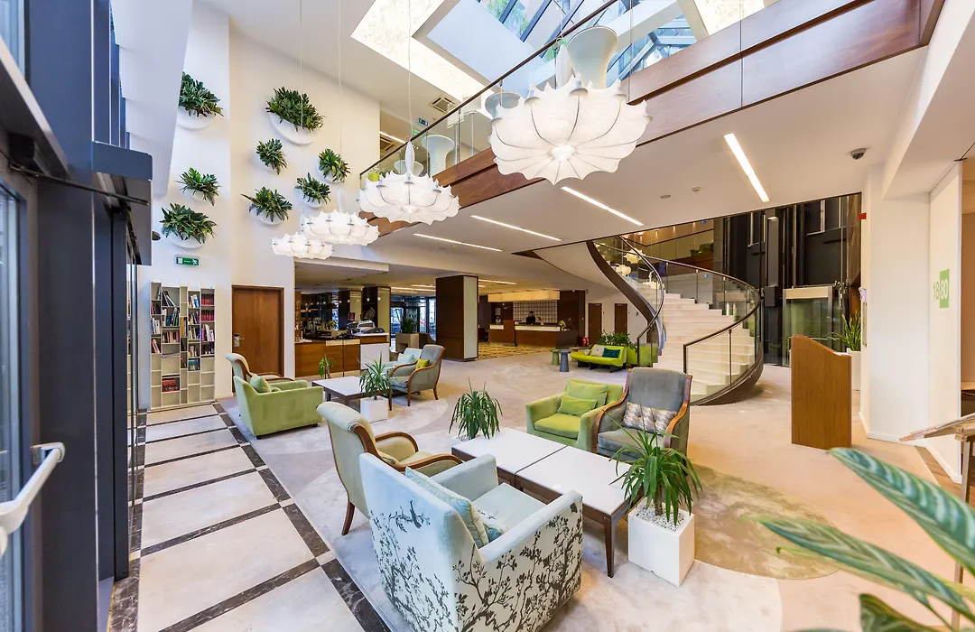 Capital Plaza Hotel-1