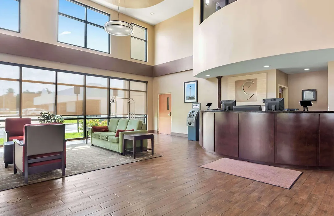 Comfort Suites Gulfport Central-1