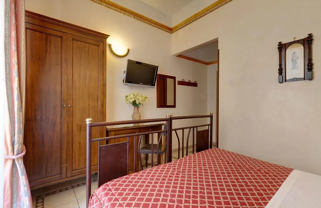 Hotel Robinson-1