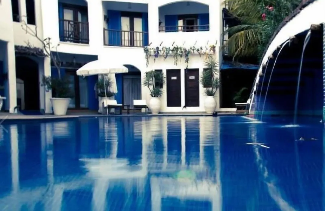 Mykonos Blu-1