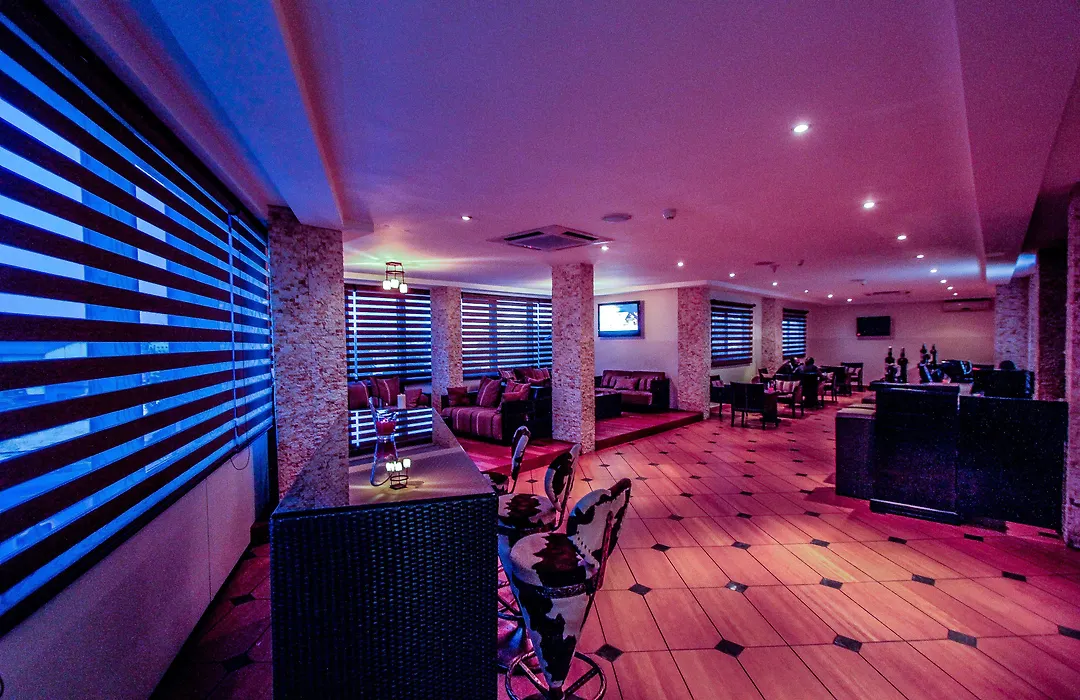 Oak Plaza Hotels East Airport-1